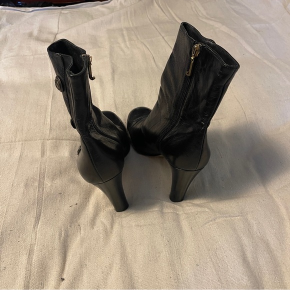 Juicy Couture Ankle Boot - Picture 4 of 4